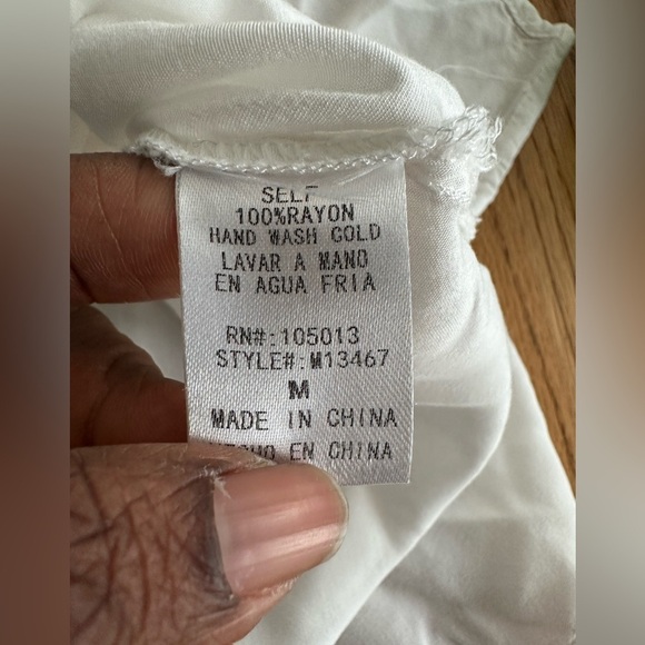 Garden Girl Embroidered Floral Red Blue Green Button Down Sleeveless White Top M - Picture 7 of 11